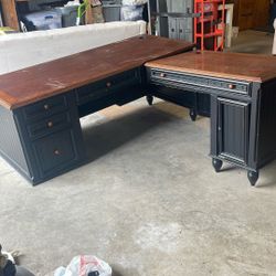 Free Desk