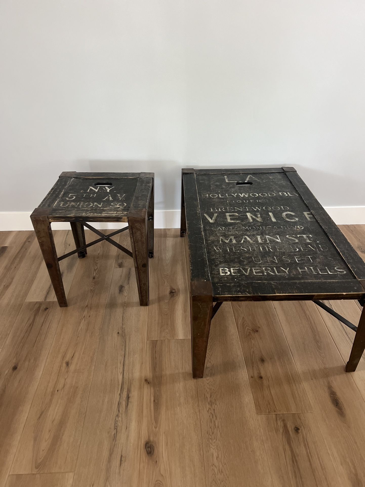 Coffee And End Table