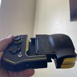 Xbox atom controllers