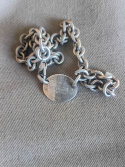 Tiffany chocker