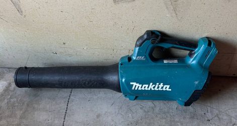 Makita XBU03 18V LXT Cordless Blower Tool Only
