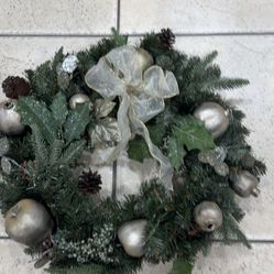 Beautiful Fruit, Christmas Wreath