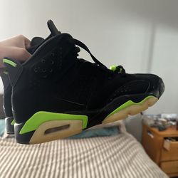 Nike Ai Jordan 6 “Electric Green”  size 10 men