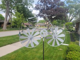 Bicycle Lawn Art