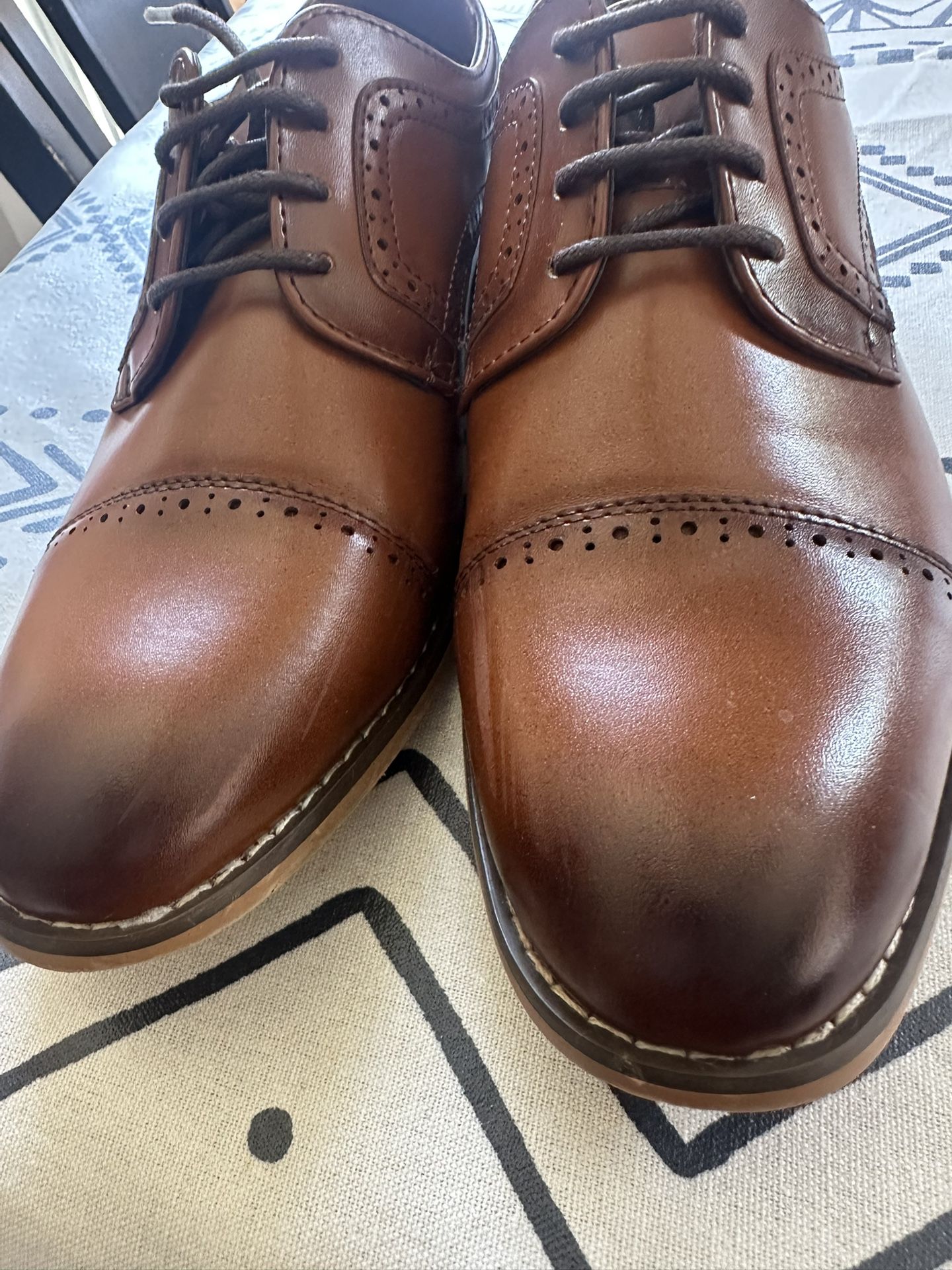 Stacy Adams Shoe (Cognac) Size 5