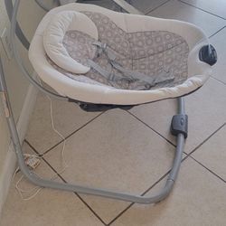 Graco Baby Swing
