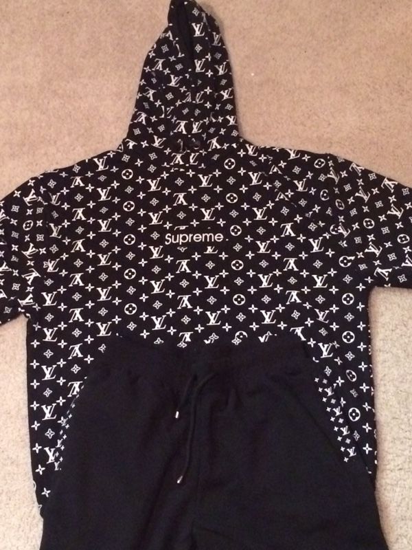 LV Supreme Sweatsuit for Sale in Raleigh, NC - OfferUp