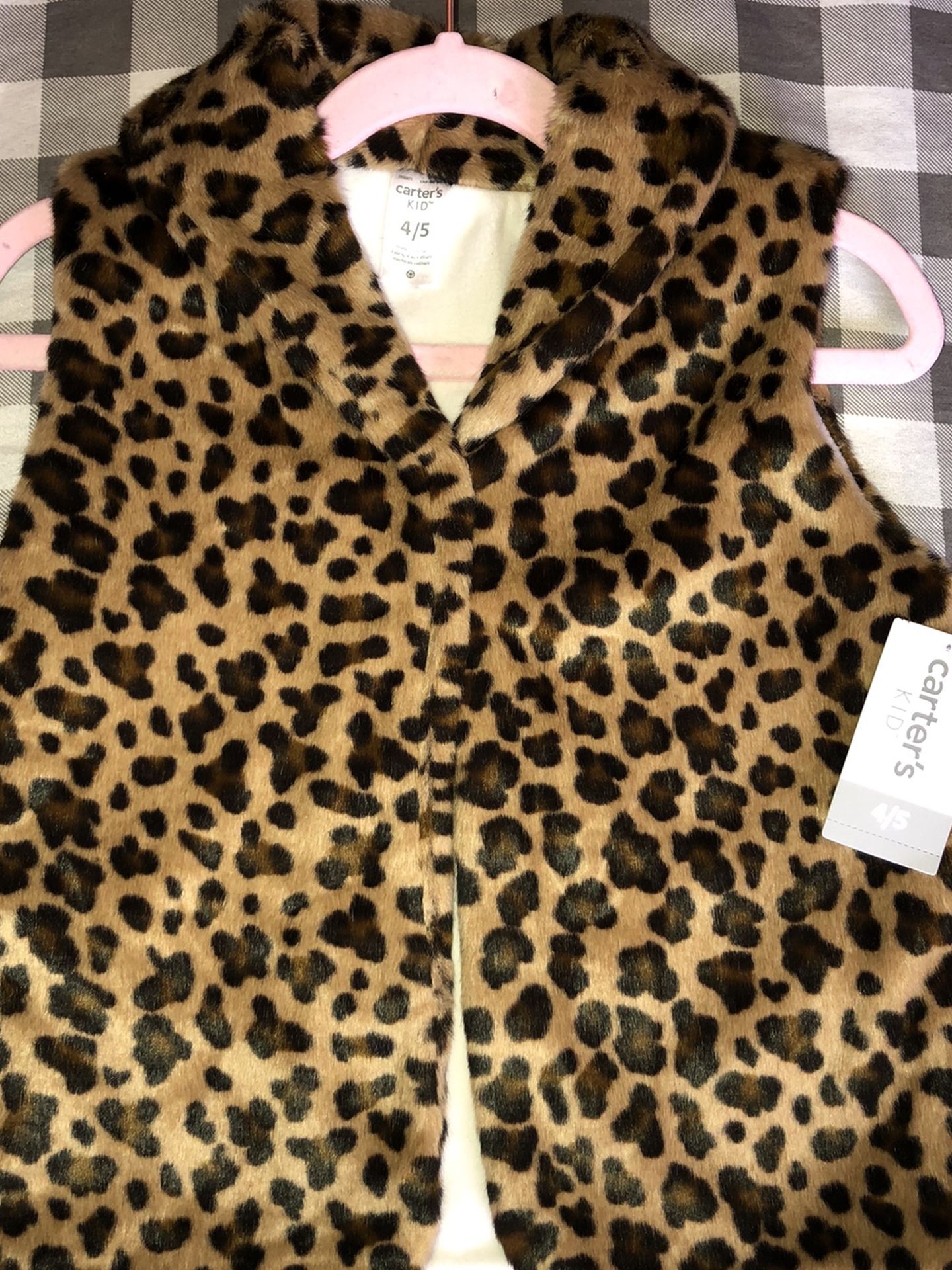 Carter’s KIDS • 4/5 • Leopard FUR VEST 🐆 $38
