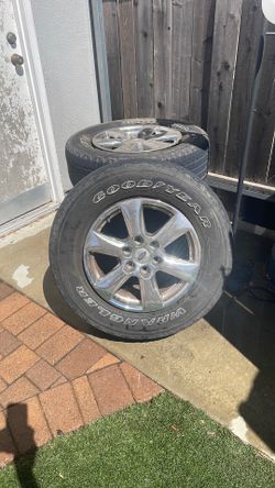 2019 Ford F-150 wheels and Tires