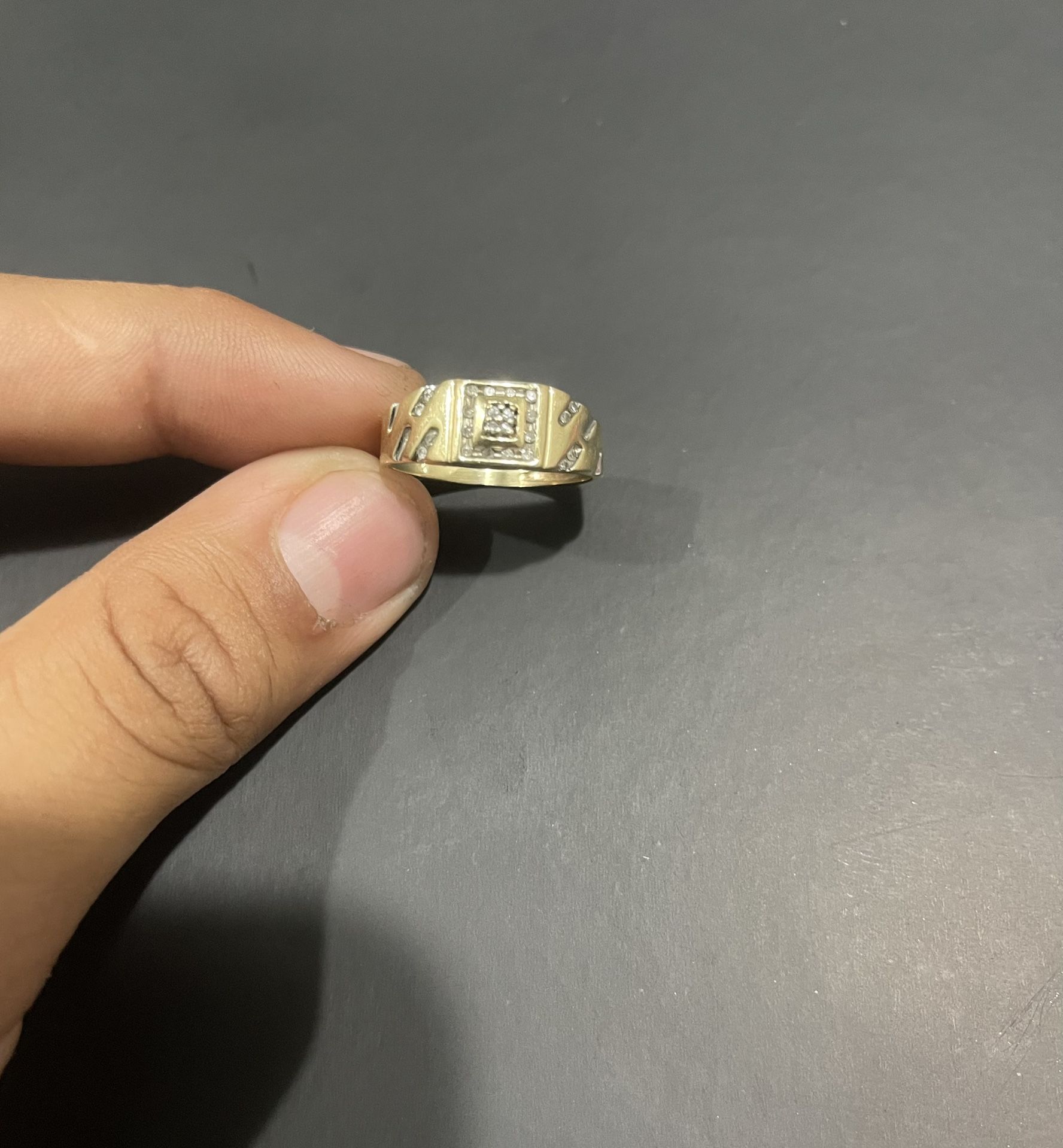 10k Gold Ring With Diamonds