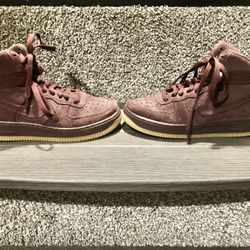 Nike Air Force Size 4Y