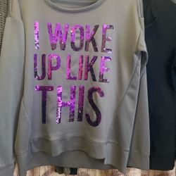 Blusa Juicy couture Size L  $5.00