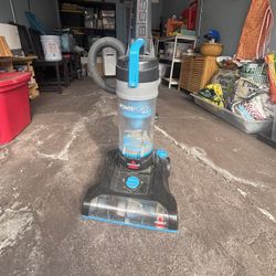 Bissell Powerforce Vacuum 