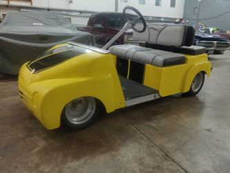 Chevy HHR Looking Golf Cart