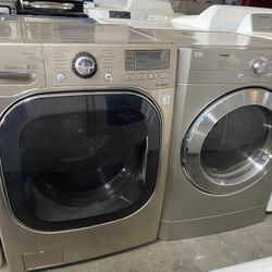 Lg Washer A D Gas Dryer 