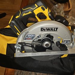 DEWALT FLEXVOLT 60V MAX* Circular Saw with Brake, 7-1/4-Inch, Tool Only  (Price Is FIRM)