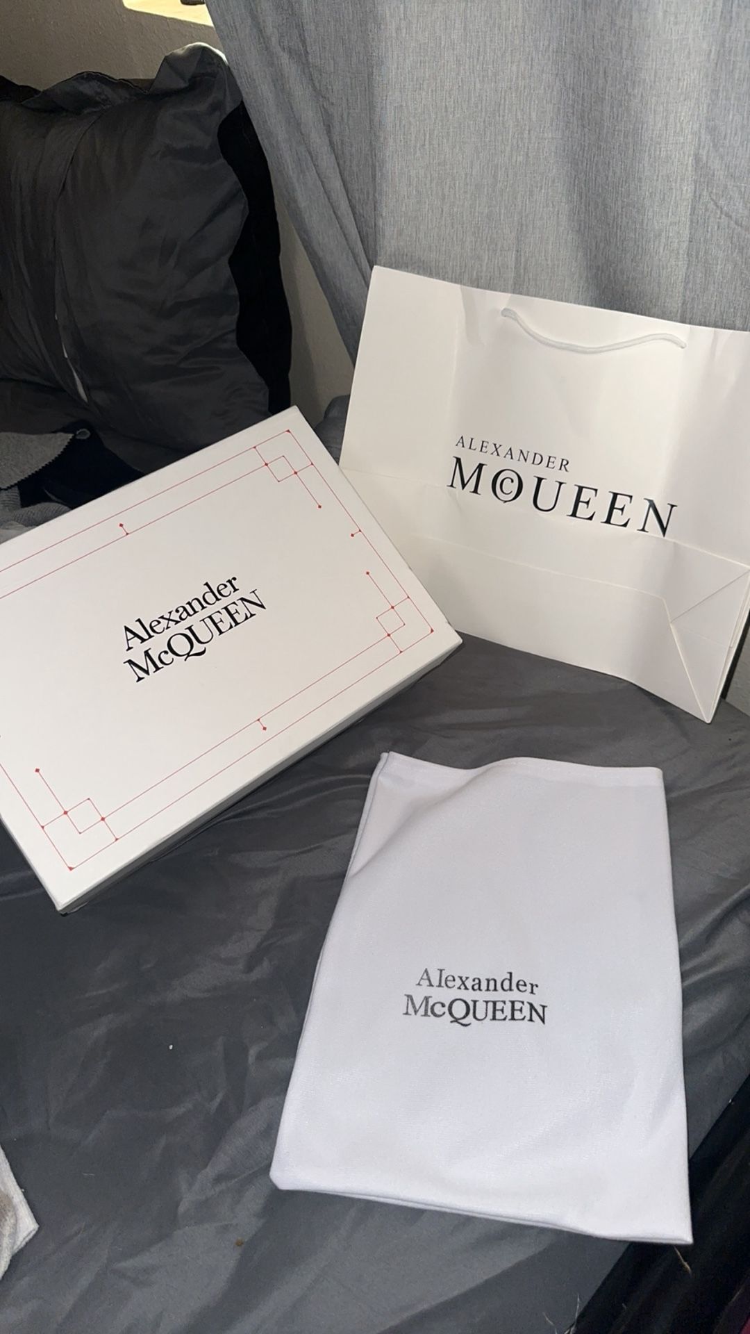 Alexander McQueen Oversize sneaker rhinestone