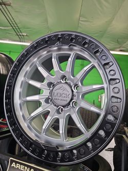 17x9 lock offroad rims 6 lug 6x139 6x5.5 on new tires 33 1250 17