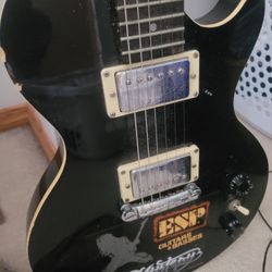 ELECTRIC Guitar And AMP