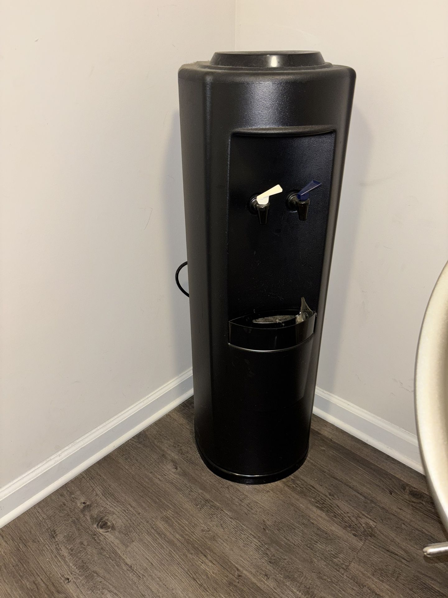 water dispenser 