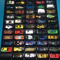 Hot wheels collection lot with wall display 