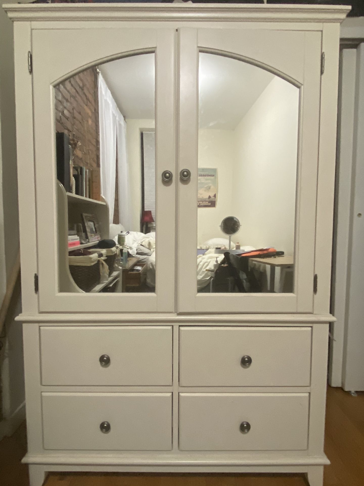 Raymour & Flanigan Mirrored Armoire & Bookcase Bedroom Set