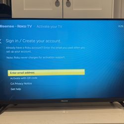 Hisense 32” LED Roku smart tv