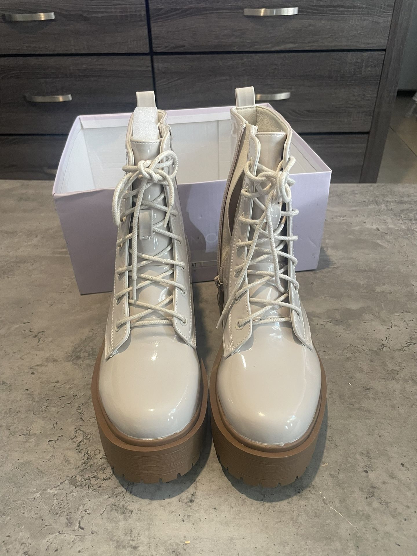 Woman’s Boots 