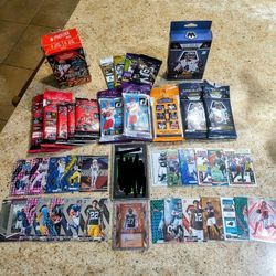 NFL FOOTBALL STAR & ROOKIE CARD LOT OF 36* PLUS OPENED PACKS.
EVERYTHING IS IN NM-MINT CONDITION! 