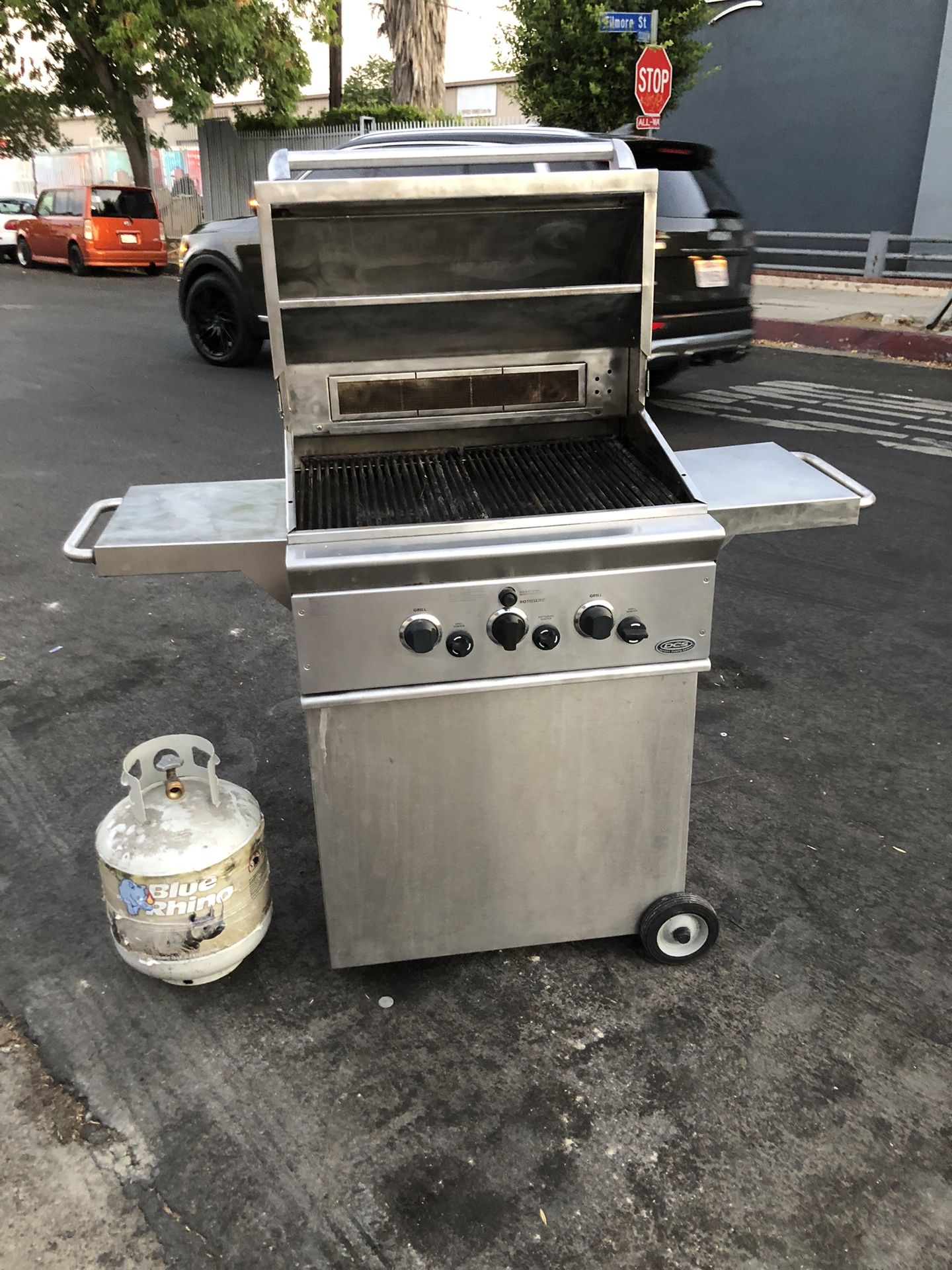 Bbq Grill. Propane Grill 