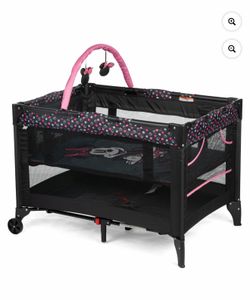 Minnie Mouse play yard