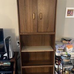 Easy To Move Bookshelf