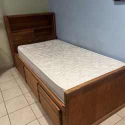 Twin wooden frame with mattress