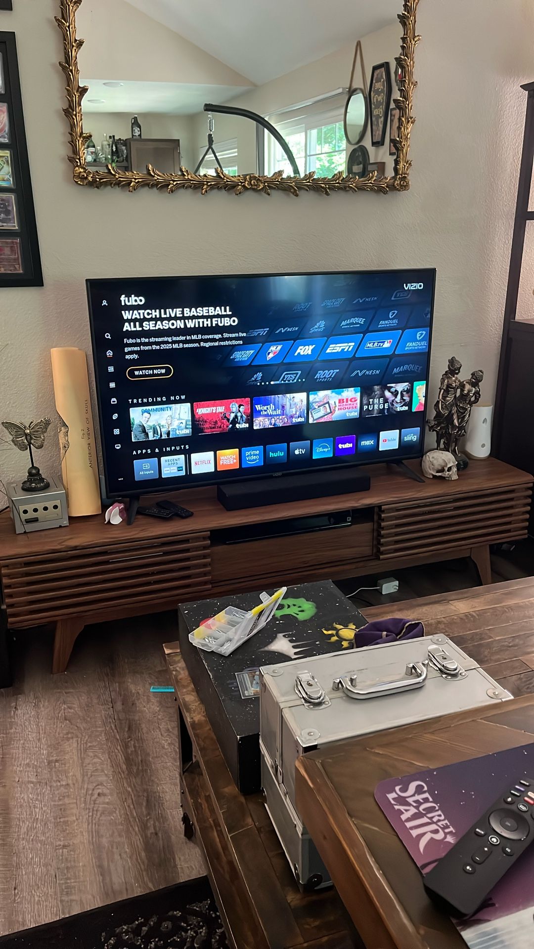 Vizio V505 G9 - 50 Inch 4k UHD 60hz