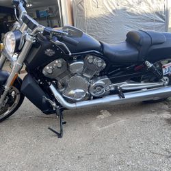 2010 Harley Davidson V-rod