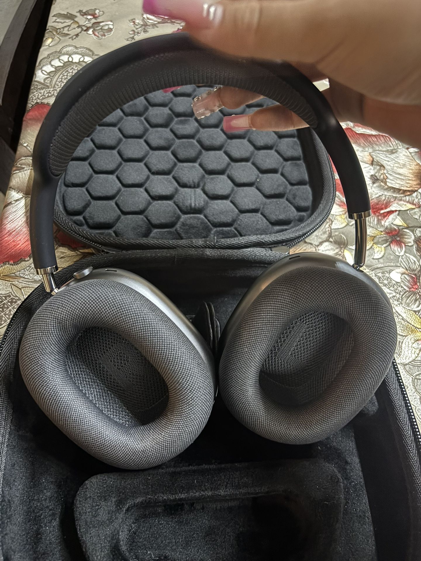 AirPod Maxes
