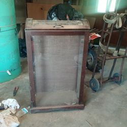 Display Cabinet 
