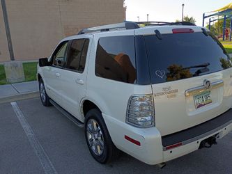 2010 Mercury Mountaineer