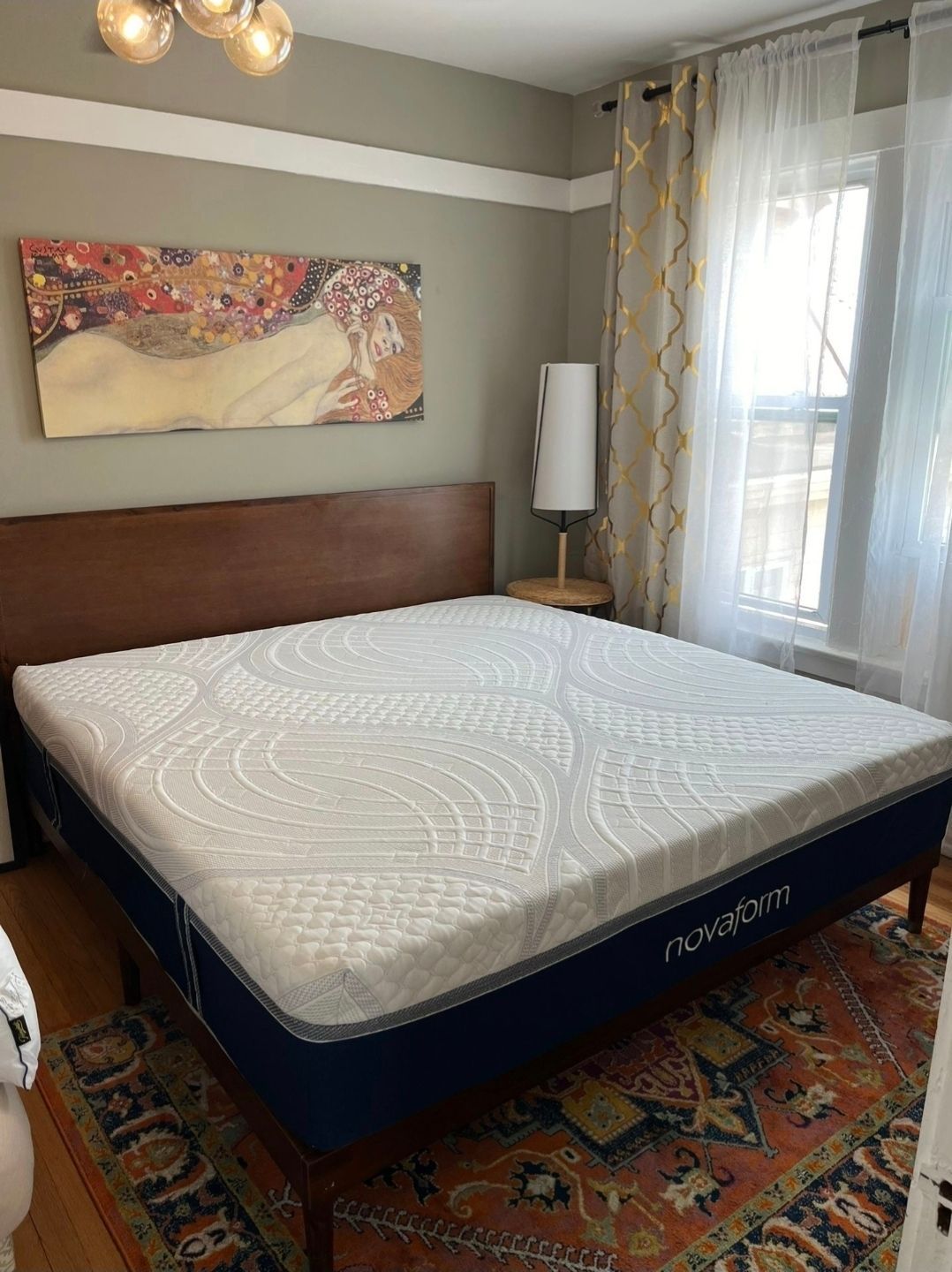 Clean King Size Novaform Memory Foam Luxury Mattress