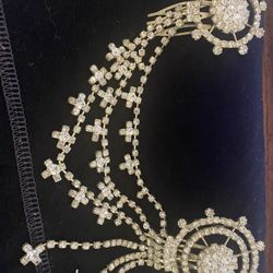 Broach With Comb Clip Pin For Wedding Prom Crystals