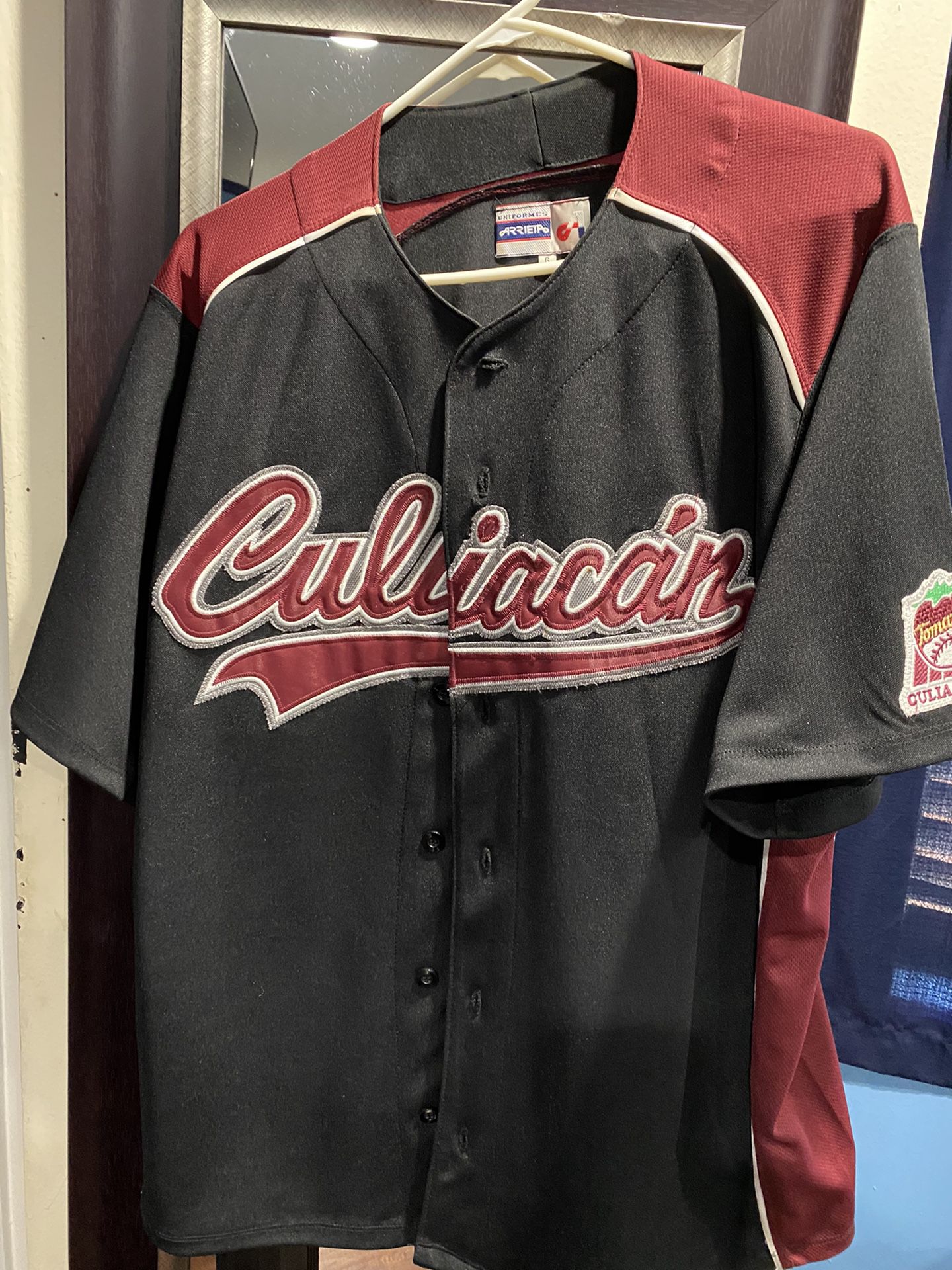 Arrieta Tomateros De Culiacan LMB Baseball Jersey L for Sale in Chula  Vista, CA - OfferUp