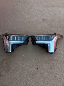 Faros para 2022-2023 Toyota Tundra full LED