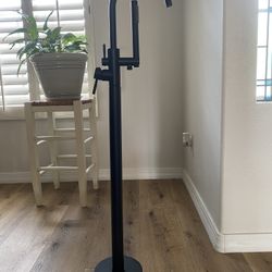 New Black  Tub Faucet 