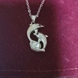 Sterling Silver 21 Inch Necklace With White Sapphire Stone