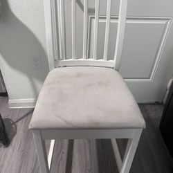 2 Barstool Chairs