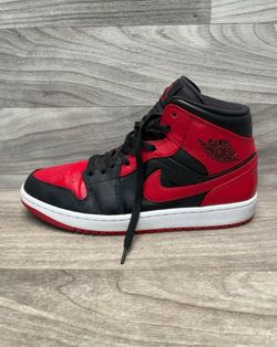 Jordan 1 Mid Banned (2020) 554724-074 (A1D025478)