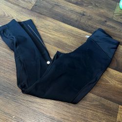 Lululemon size 4 jogger