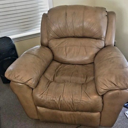 Couch And Recliner Genuine Leather Excellent Condition $75