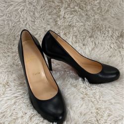 Christian Louboutin 39