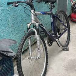 Giant Mountain Bike